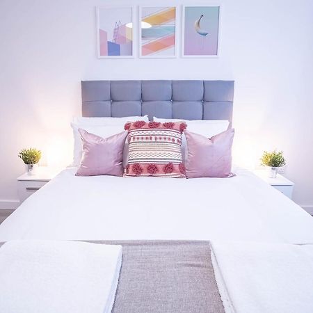 Luxury Apartments Available Next To Train Station - The Wallgate Apartments Wigan - Free Parking Esterno foto