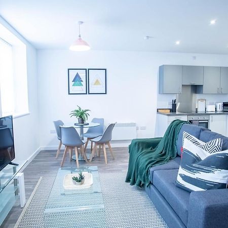 Luxury Apartments Available Next To Train Station - The Wallgate Apartments Wigan - Free Parking Esterno foto