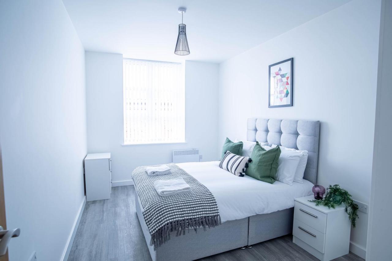 Luxury Apartments Available Next To Train Station - The Wallgate Apartments Wigan - Free Parking Esterno foto