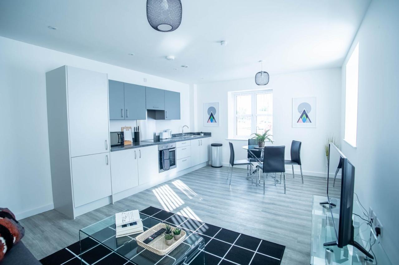 Luxury Apartments Available Next To Train Station - The Wallgate Apartments Wigan - Free Parking Esterno foto