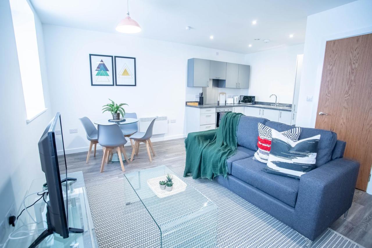 Luxury Apartments Available Next To Train Station - The Wallgate Apartments Wigan - Free Parking Esterno foto