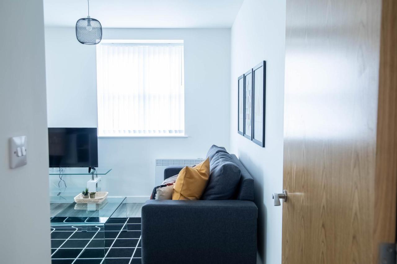 Luxury Apartments Available Next To Train Station - The Wallgate Apartments Wigan - Free Parking Esterno foto