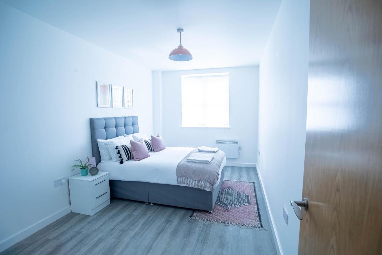 Luxury Apartments Available Next To Train Station - The Wallgate Apartments Wigan - Free Parking Esterno foto