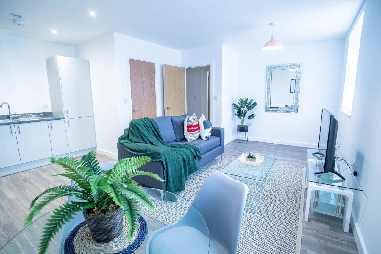 Luxury Apartments Available Next To Train Station - The Wallgate Apartments Wigan - Free Parking Esterno foto