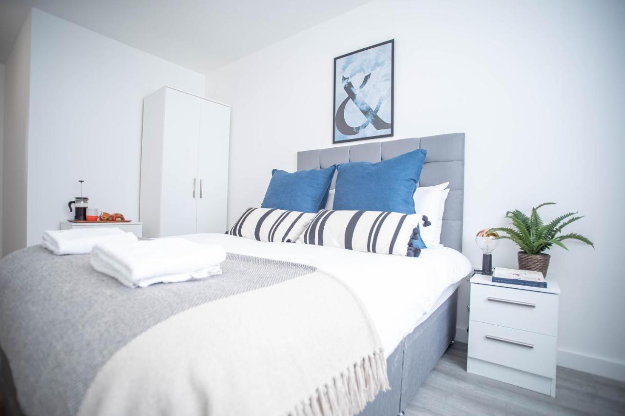Luxury Apartments Available Next To Train Station - The Wallgate Apartments Wigan - Free Parking Esterno foto